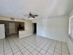718 SW 7th St in Hallandale Beach, FL - Building Photo - Building Photo
