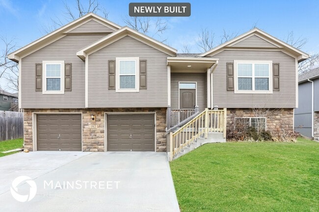 property at 1913 S Elizabeth Ave