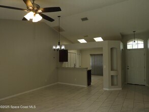 490 Wildwood Ave SW in Palm Bay, FL - Building Photo - Building Photo
