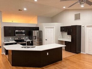 705 Veryfine Dr in Fountain Inn, SC - Building Photo - Building Photo