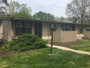 Scioto Fairway Woods Apartments in Columbus, OH - Building Photo - Building Photo