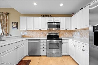 6815 Ascot Dr in Naples, FL - Building Photo - Building Photo