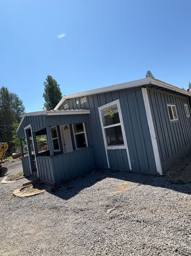 52563 Doe Ln in La Pine, OR - Building Photo - Building Photo