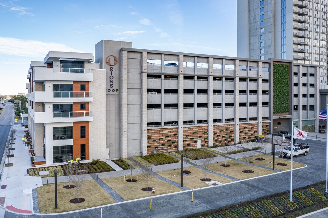 4135 Atlantic Ave in Virginia Beach, VA - Building Photo