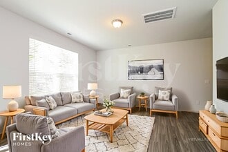 6410 Beaver Pond Ct, Unit 1 in Winston-Salem, NC - Foto de edificio - Building Photo