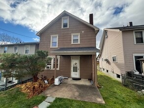 2809 Riverview St in McKeesport, PA - Building Photo - Building Photo