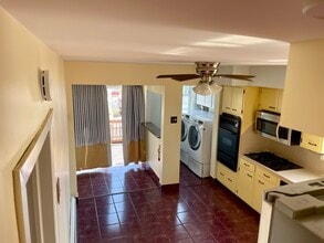 156 Kearny Ave, Unit Shared Apartment in Kearny, NJ - Foto de edificio - Building Photo
