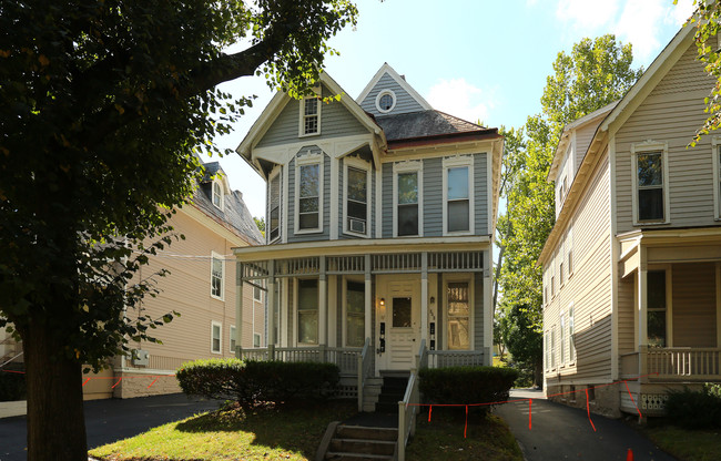 848 Union St in Schenectady, NY - Building Photo - Building Photo