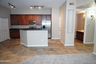 3330 S Gilbert Rd in Chandler, AZ - Building Photo - Building Photo