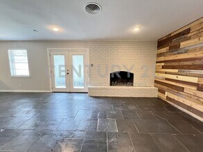 5908 Wedgmont Cir N in Fort Worth, TX - Building Photo - Building Photo