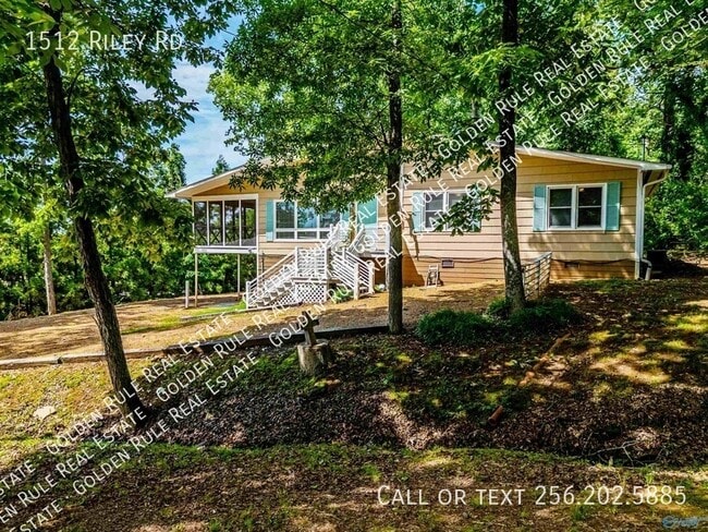 property at 1512 Riley Rd