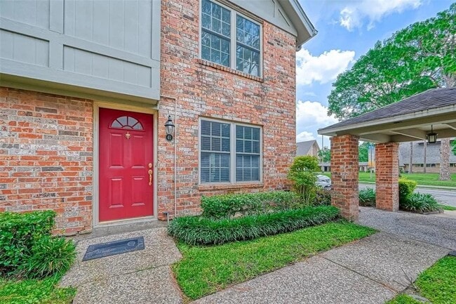 property at 515 Tallowood Rd