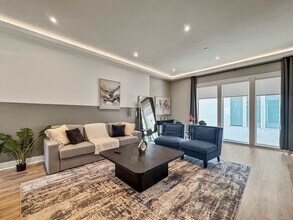 1731 N Fitzhugh Ave in Dallas, TX - Building Photo - Building Photo