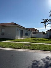 3757 NE 11th St in Homestead, FL - Building Photo - Building Photo