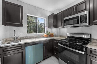 1649 Preston Rd, Unit 1649 in Alexandria, VA - Building Photo - Building Photo