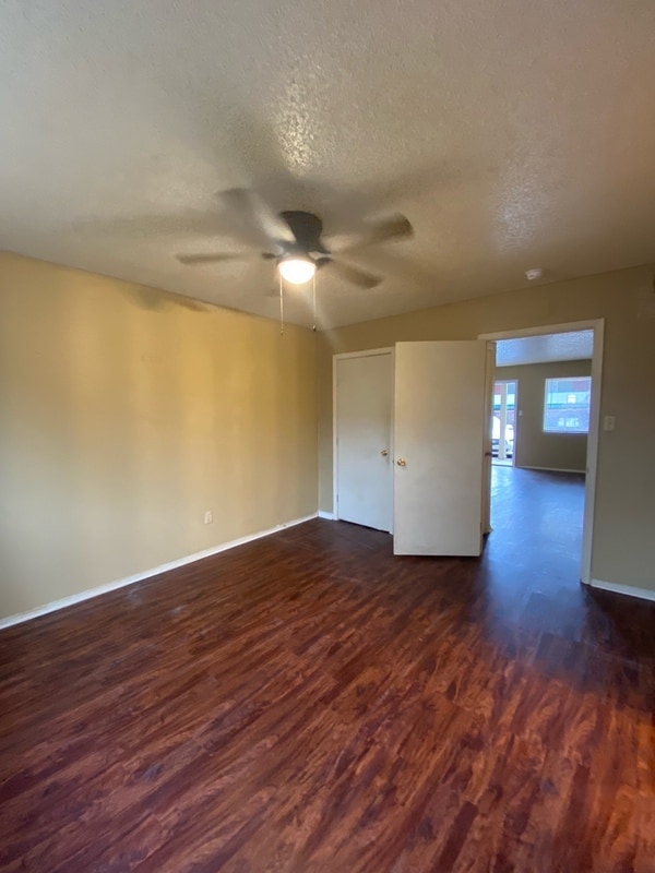 514 S Bois D Arc Ave in Tyler, TX - Building Photo - Building Photo