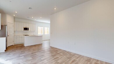 3249 Carambola Ave in Clovis, CA - Building Photo - Building Photo