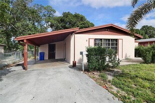 1856 NW 6th Ave in Pompano Beach, FL - Building Photo