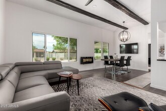 10313 W Brookside Dr in Sun City, AZ - Building Photo - Building Photo