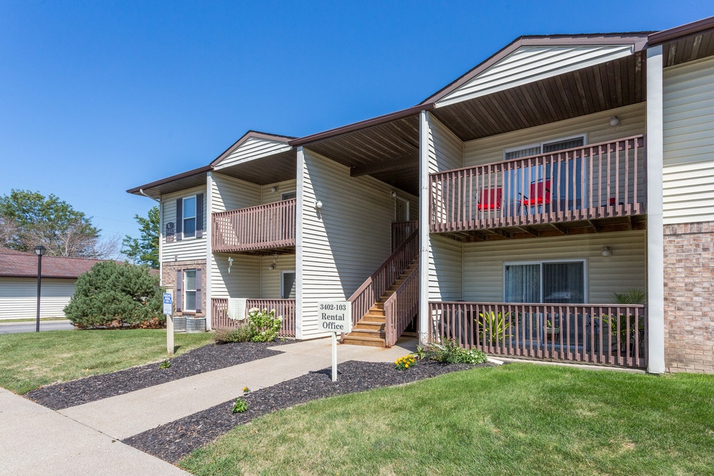 Old Orchard Estates Apartments in Carbon Cliff, IL