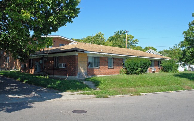 Charles Foster Apartments in Dayton, OH - Foto de edificio - Building Photo