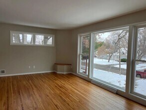 416 Stillwater Ave W in Stillwater, MN - Building Photo - Building Photo