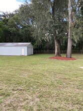 740 Knowles Rd in Brandon, FL - Building Photo - Building Photo