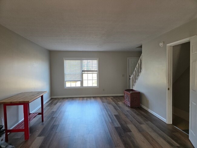 2215 Reservoir St in Harrisonburg, VA - Building Photo - Building Photo