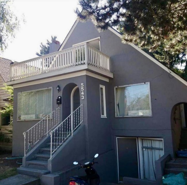 property at 5543 25th Ave NE