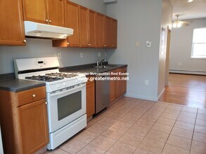40 N Bennet St, Unit 3 in Boston, MA - Building Photo - Building Photo