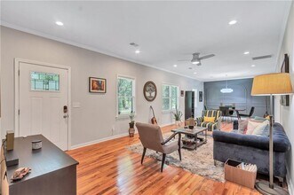 2418 Bollingbrook Dr SW in Atlanta, GA - Building Photo - Building Photo