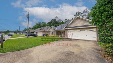 274 Lee Rd in Phenix City, AL - Building Photo - Building Photo
