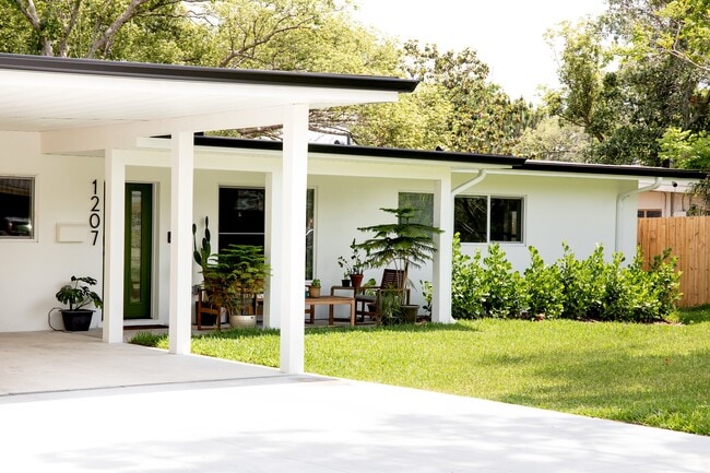 property at 1207 Falcon Dr