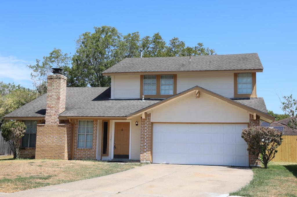2307 Edgedale Dr in Missouri City, TX - Building Photo