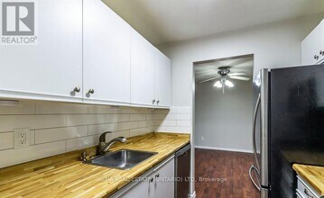 725 Deveron Crescent in London, ON - Building Photo - Building Photo