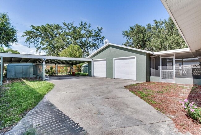 4331 56th Ave Terrace E in Bradenton, FL - Building Photo - Building Photo