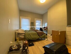 1 Wigglesworth St, Unit 2 in Boston, MA - Foto de edificio - Building Photo