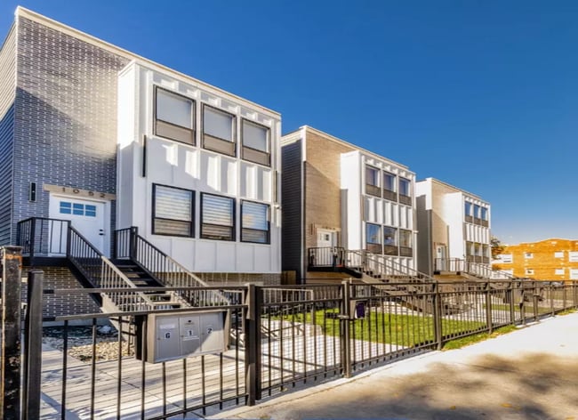 property at 1056 N Central Park Ave