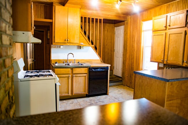 1811 Como Ave SE in Minneapolis, MN - Building Photo - Building Photo
