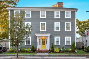98 Bridge St in Salem, MA - Building Photo