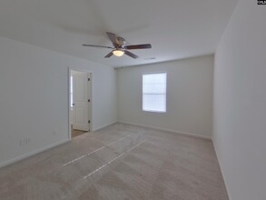 1073 Crescent Moon Lp in Hopkins, SC - Building Photo - Building Photo