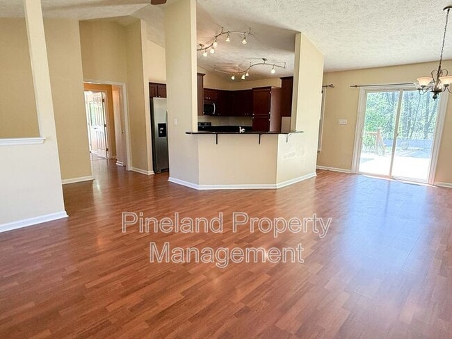 107 Whitechapel Ln in Raeford, NC - Building Photo - Building Photo