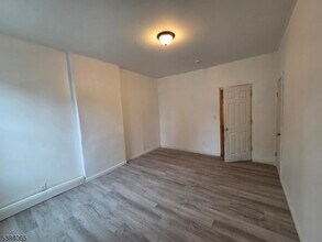 20 N 7th St in Paterson, NJ - Building Photo - Building Photo