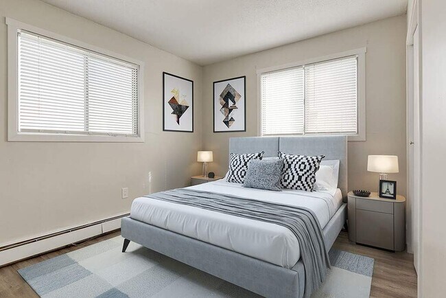 Astro Villa in Swift Current, SK - Building Photo - Building Photo