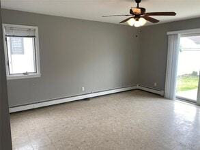 26 Horton Ave in Valley Stream, NY - Building Photo - Building Photo
