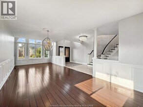 157 Rockhaven Dr in Windsor, ON - Building Photo - Building Photo