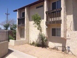 2426 E Waltann Ln in Phoenix, AZ - Building Photo