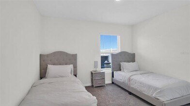 5440 Logan Cave Ave in Wimauma, FL - Building Photo - Building Photo