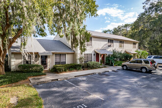 Casa Park Villas in Ocala, FL - Foto de edificio - Primary Photo