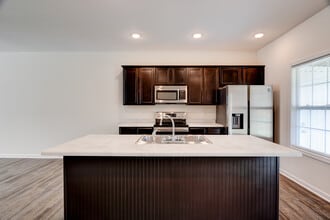 412 Bogle St in Maryville, TN - Building Photo - Building Photo